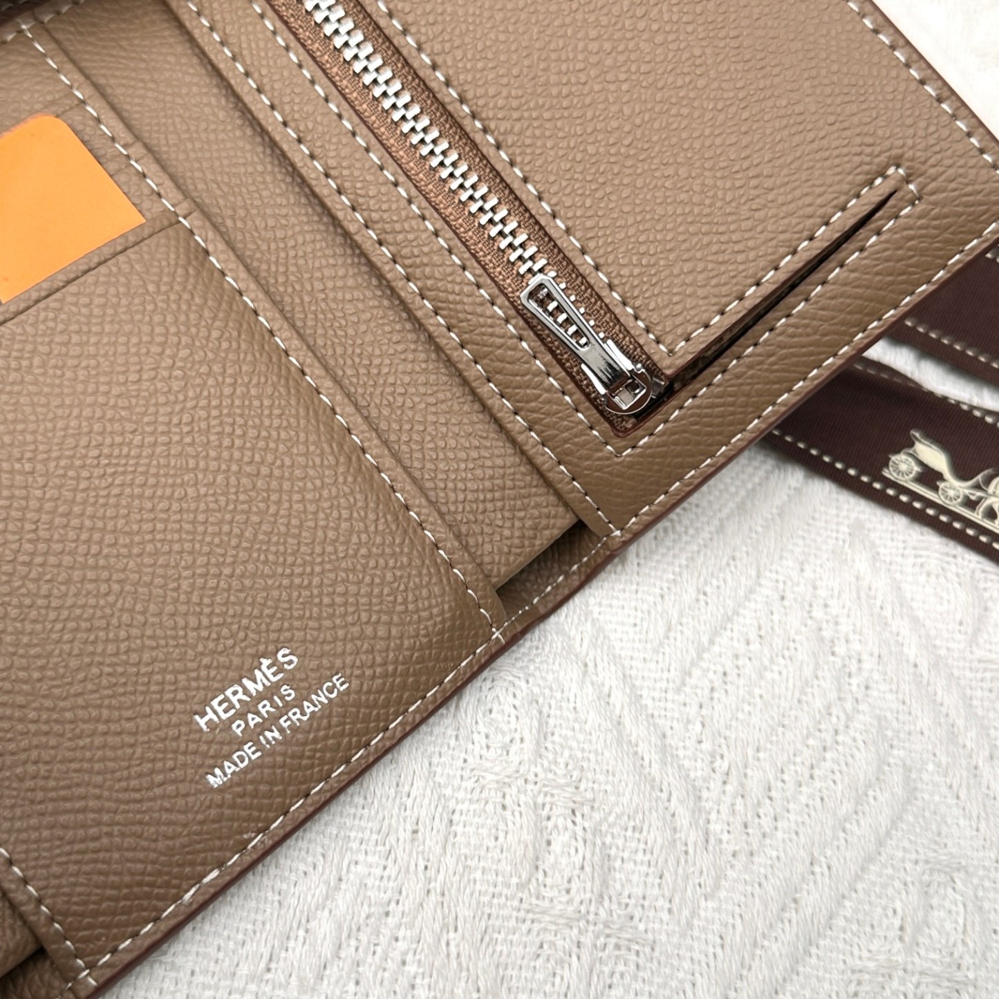 エルメス「Hermès」ベアーン コンパクト ウォレット