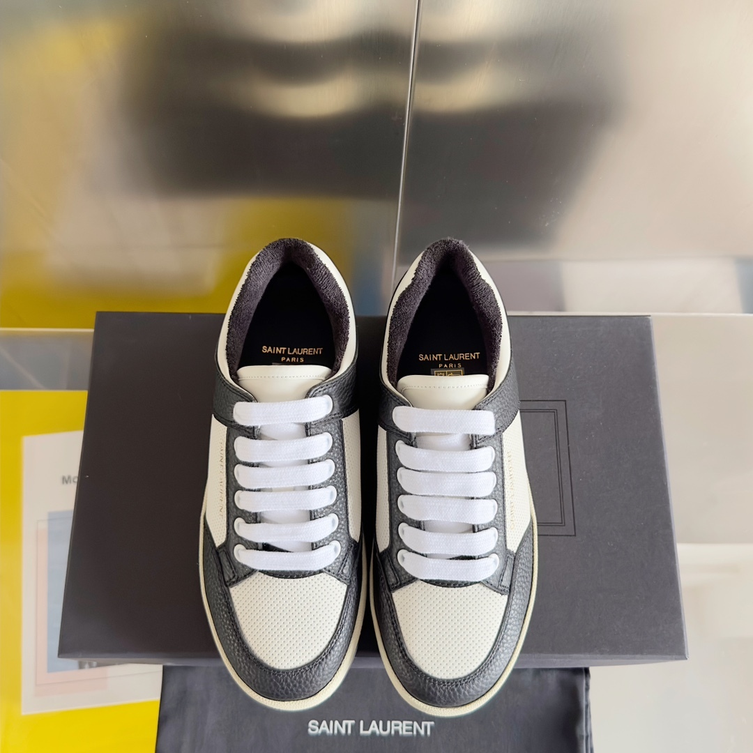 サンローラン「Saint Laurent」 SL61 ローバーカット レースアップスニーカー ブラック＆ホワイト