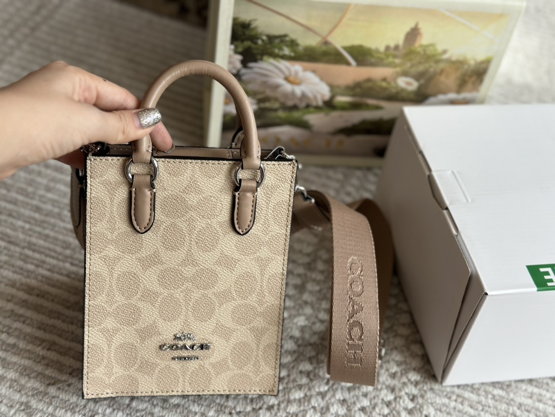 コーチ「Coach」Cally 琴譜包 ショルダーバッグ