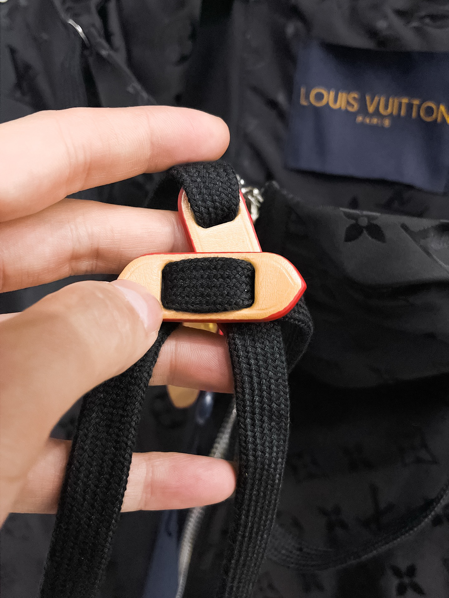 ルイ・ヴィトン「Louis Vuitton」ルイ・ヴィトン ロゴプリント ジップアップジャケット / アウター