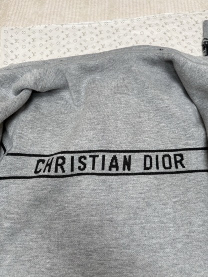 ディオール「Dior」ディオール オブリーク リバーシブル フーデッド カーディガン / ニットアウター