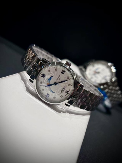 Tissot ティソ デジール ムーンフェイズ ローマ数字 / レディース＆メンズ クォーツ腕時計