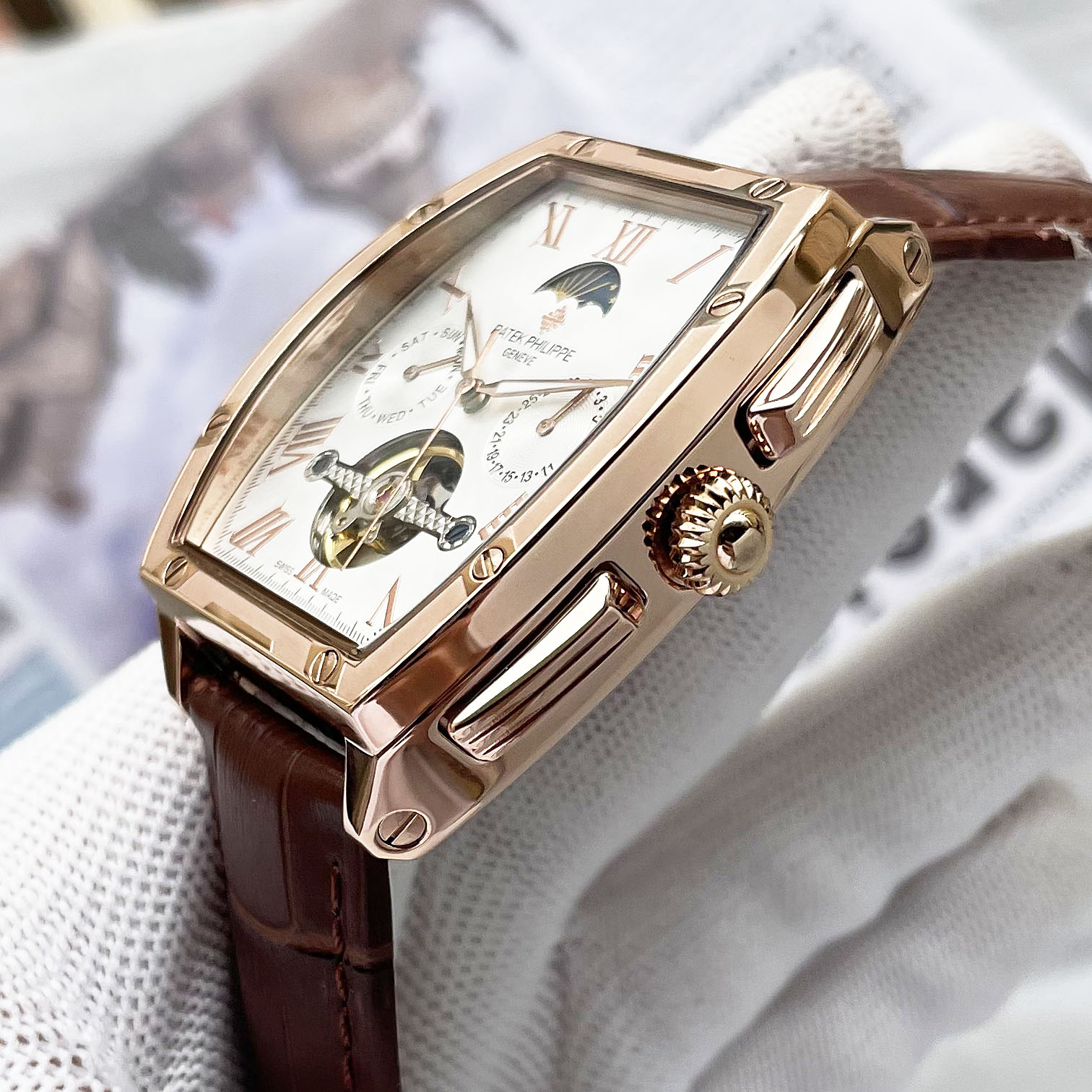 Patek Philippe パテック・フィリップ スタイル トノー型 オートマティック メンズ腕時計 / 機械式腕時計
