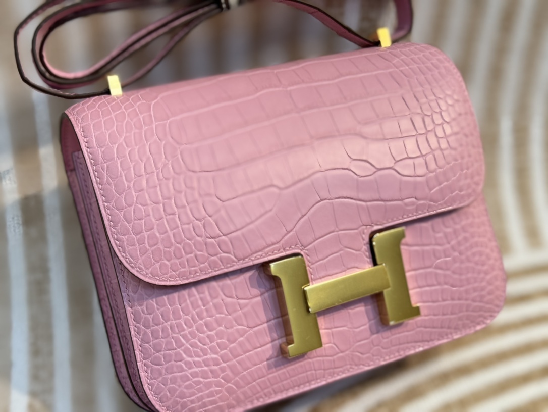 エルメス「Hermès」ミニ・コンスタンス「MINI CONSTANCE」