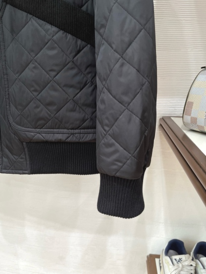 プラダ「Prada」プラダ キルティング フーデッド ジャケット / メンズ アウター