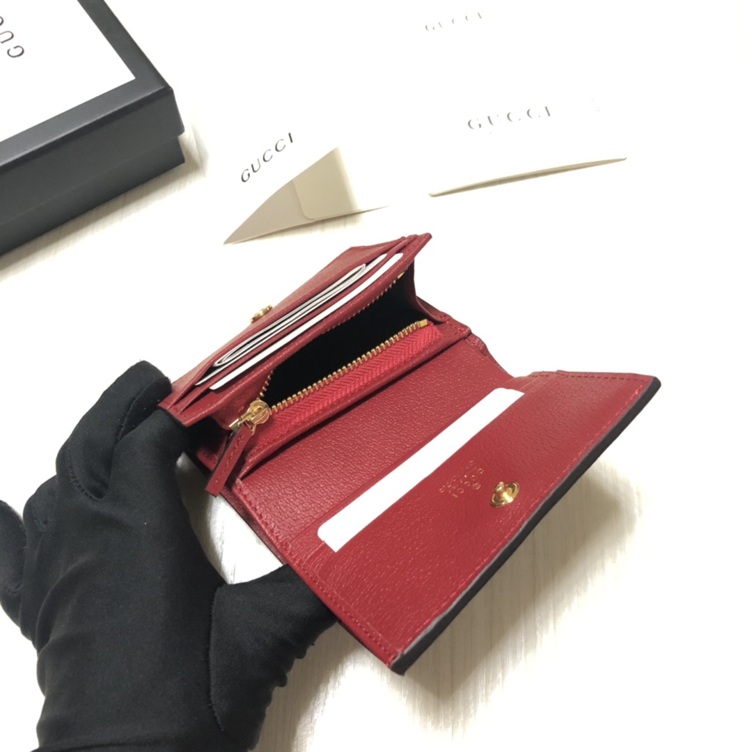 グッチ「Gucci」グッチ x ドラえもん「Doraemon」カードケース 「コイン＆紙幣入れ付き」