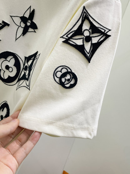 ルイ・ヴィトン「Louis Vuitton」 2026春夏 新作Tシャツ