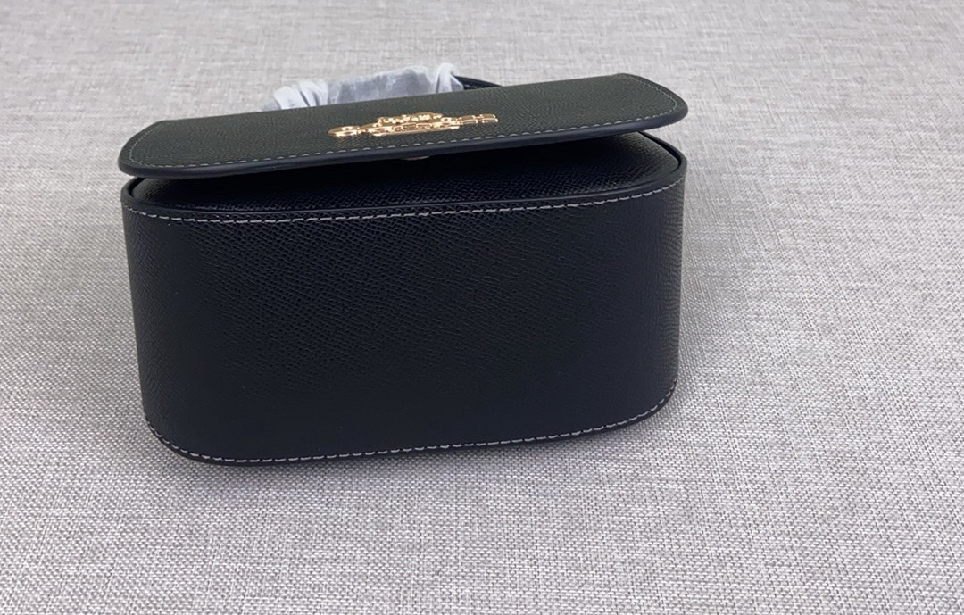 コーチ「Coach」 Lysa レザー ショルダーバッグ