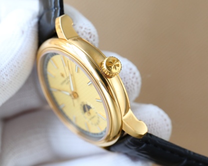 ヴァシュロン・コンスタンタン［Vacheron Constantin］トラディショネル メンズウォッチ40MM