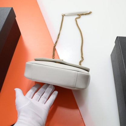 サンローラン「Saint Laurent」 Loulou Mini ショルダーバッグ（2025年早春コレクション）