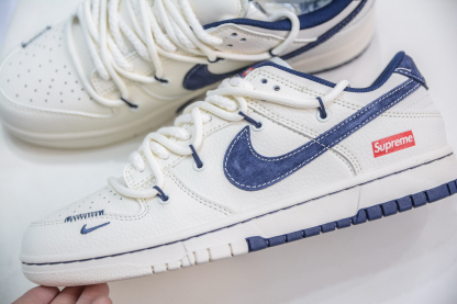 「コラボモデル」Supreme x Nike SB Dunk Low スニーカー