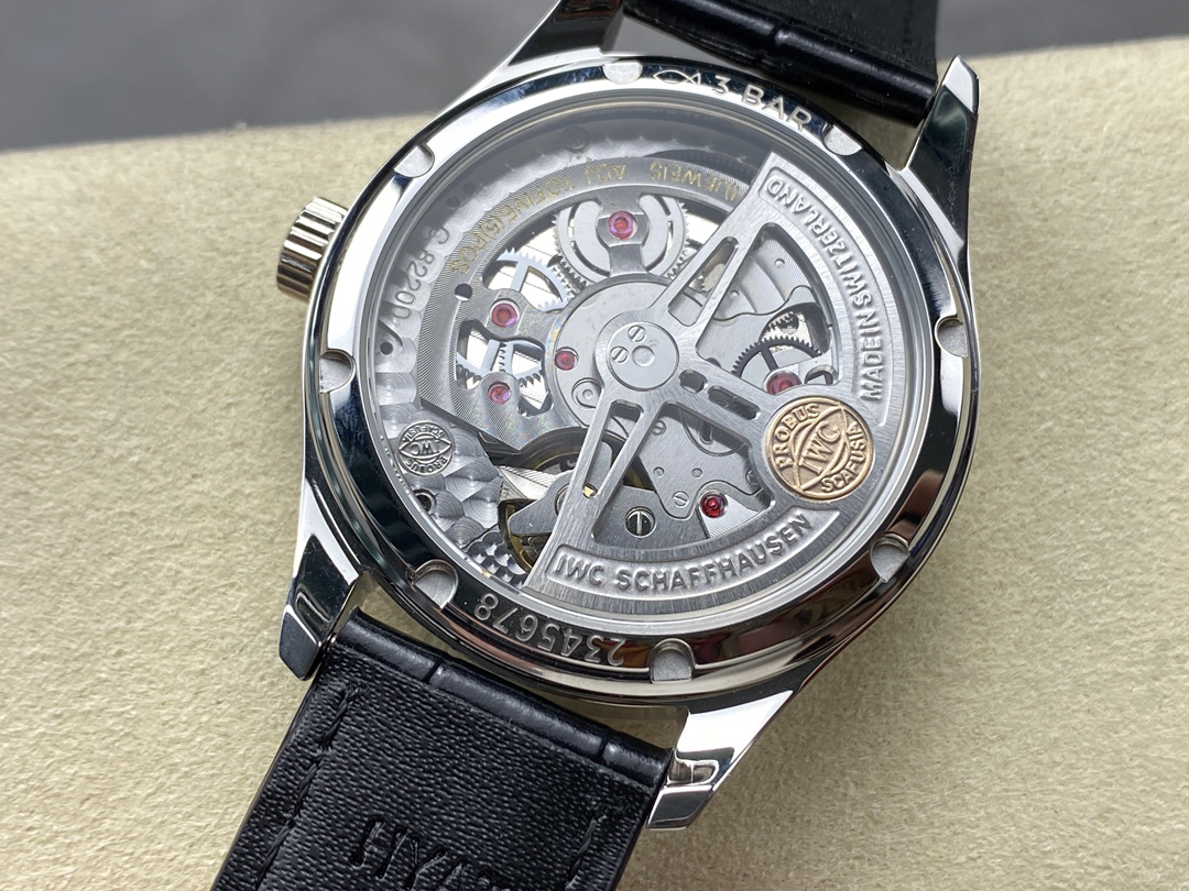 アイダブリューシー［IWC］ポルトガル自動小三針腕時計40MM