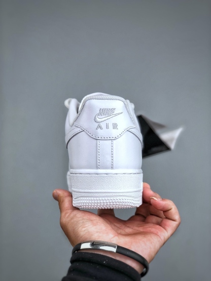 ナイキ「Nike」Air Force 1 Low "Pure White" スニーカー