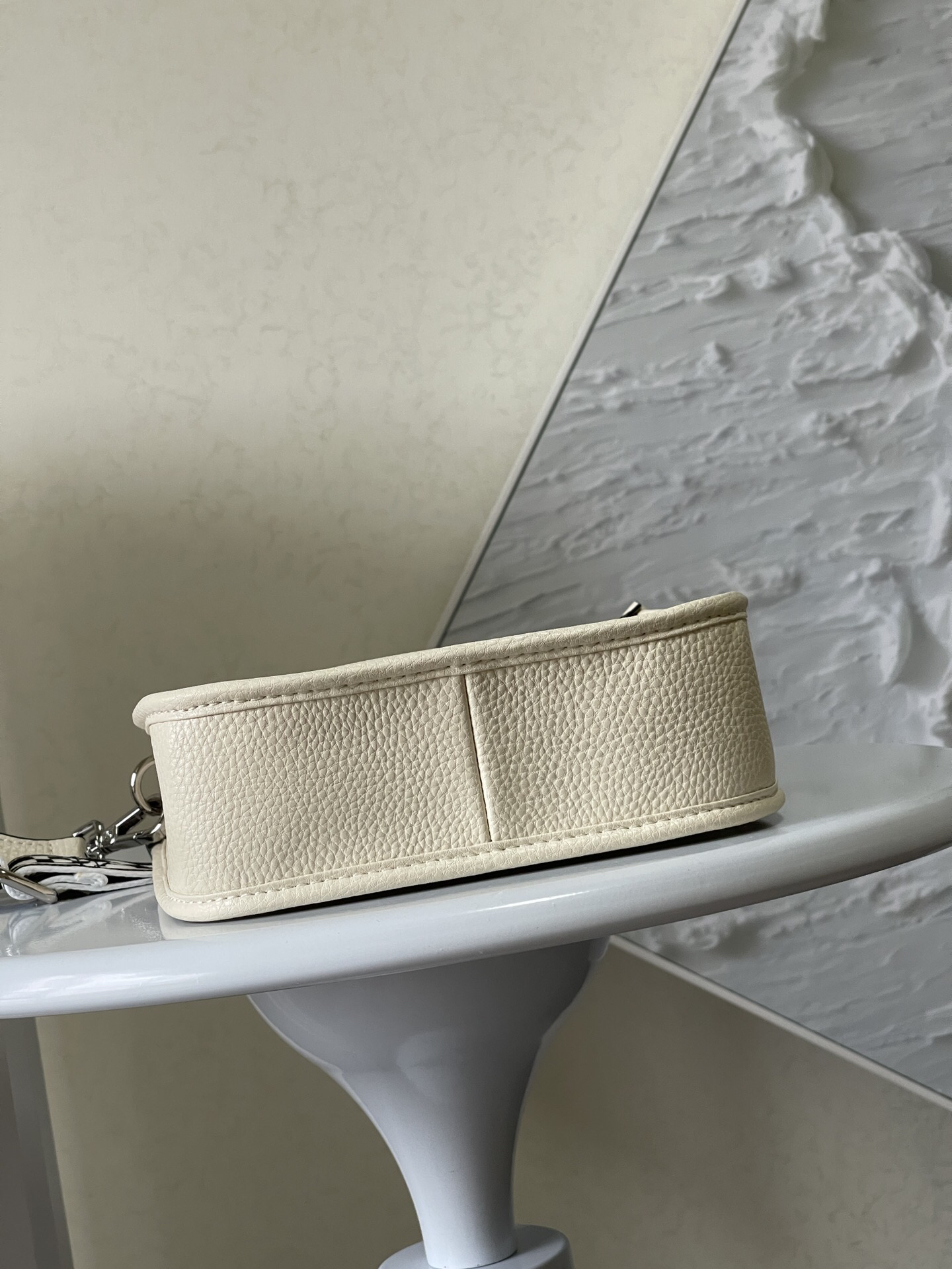 プラダ「Prada」デュアルストラップ クロスボディバッグ 1BC073