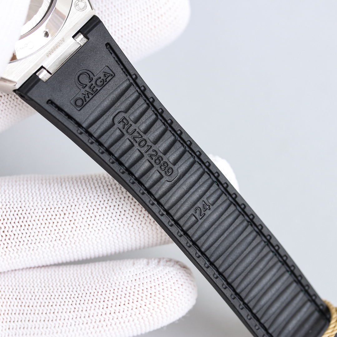 オメガ「Omega」Constellatio﻿n 41MM セラミックベゼル＆レザーストラップ メンズ腕時計 「4色」