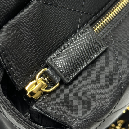 プラダ「Prada」ヴィンテージ チェーンショルダーバッグ