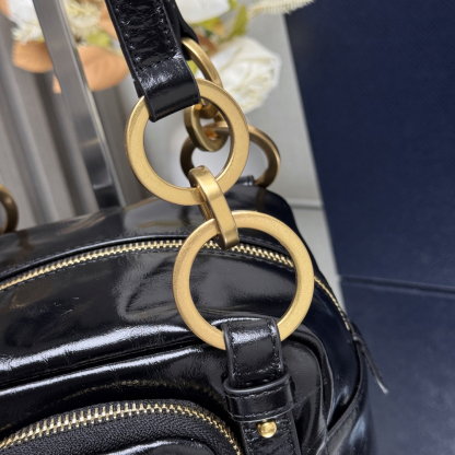 プラダ「Prada」リエディション 1995 オイルドレザートート