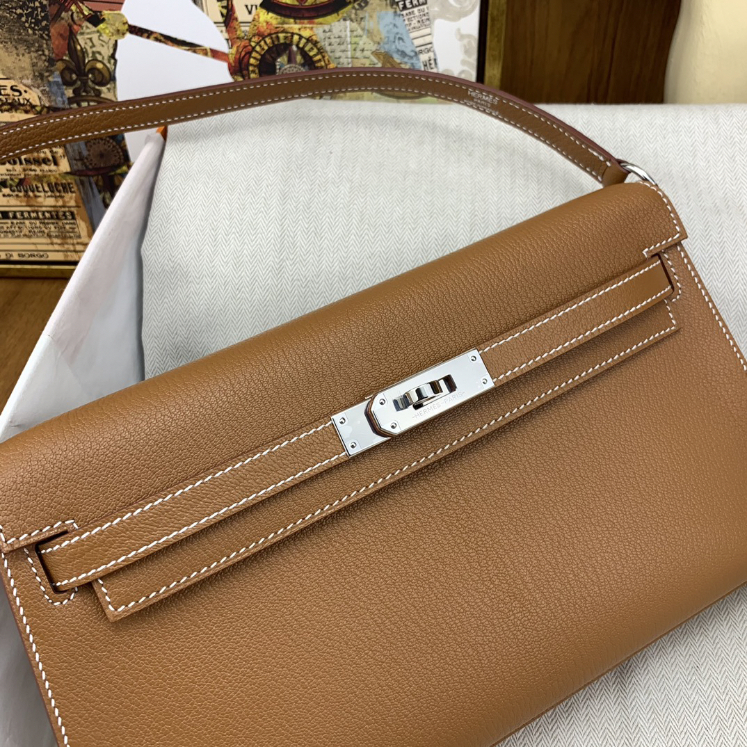 エルメス「Hermès」Kelly Elan 27cm Chèvreレザー アンダーアームバッグ（ゴールドブラウン/シルバーハードウェア）