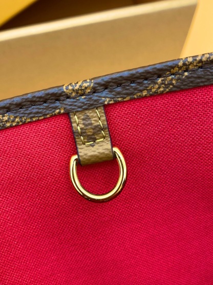 ルイ・ヴィトン「Louis Vuitton」モノグラム ポルトフォイユ・ボヤージュ