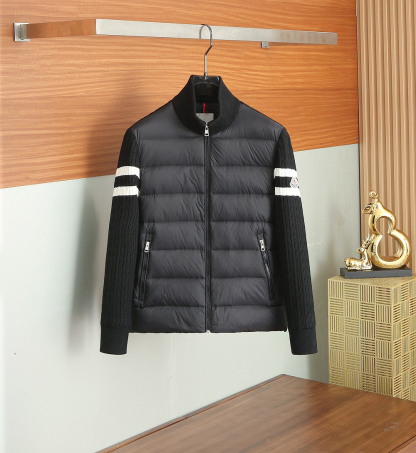 モンクレール「Moncler」秋冬 ニット調ダウンジャケット