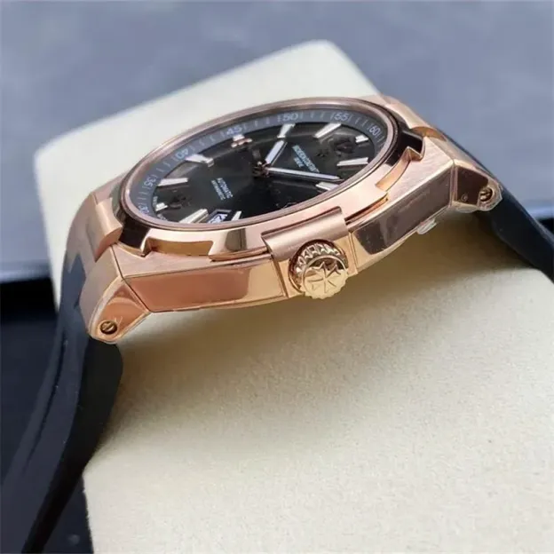 ヴァシュロン コンスタンタン「Vacheron Constantin」Overseas クロスオブワールド メンズウォッチ41MM