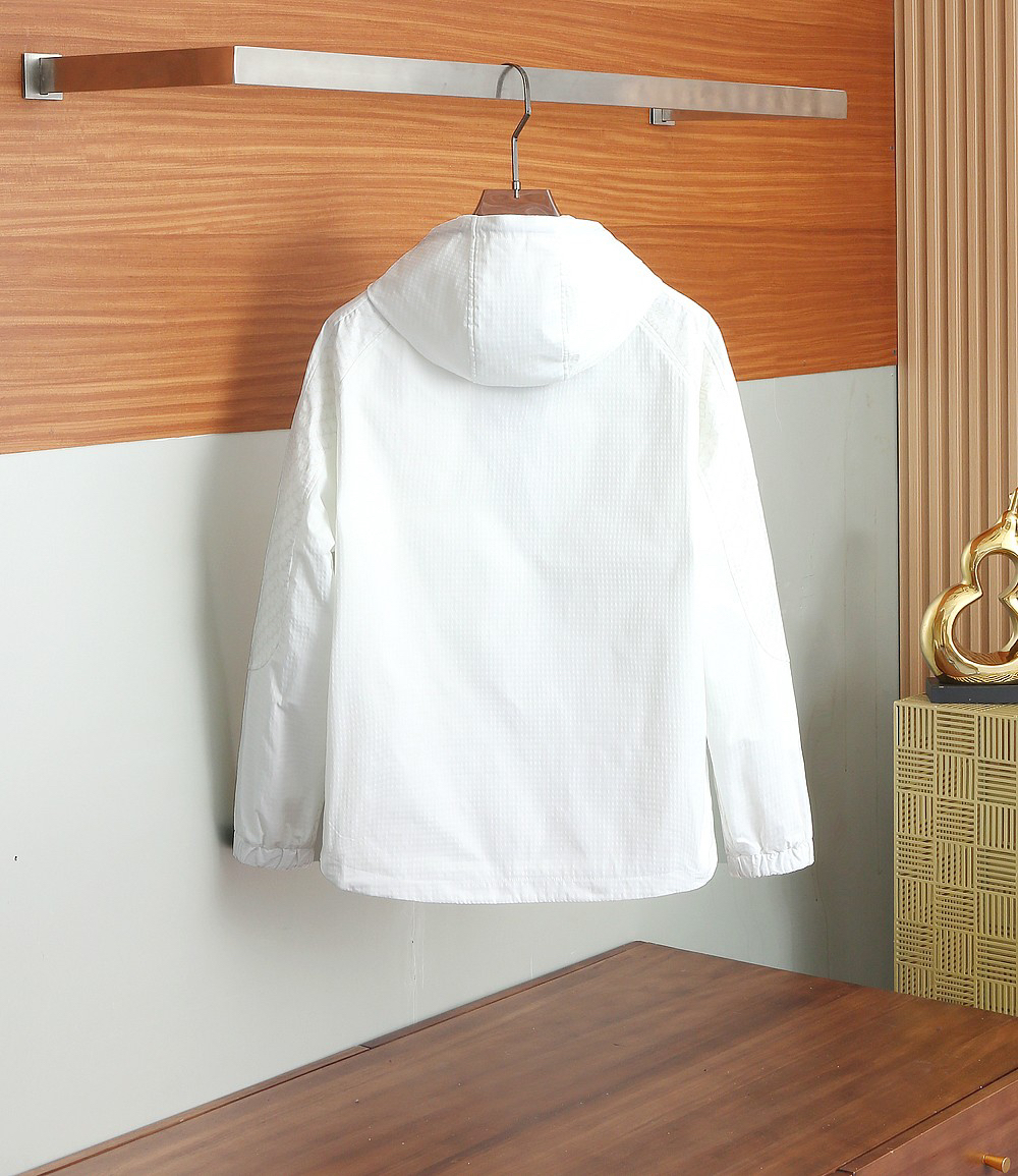 ルイ・ヴィトン「Louis Vuitton」秋冬コレクション クイルテッド ジャケット