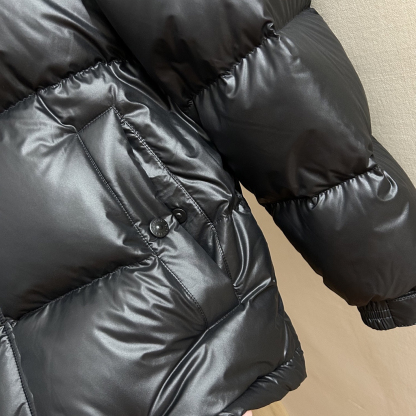 バーバリー「Burberry」秋冬フード付きダウンジャケット