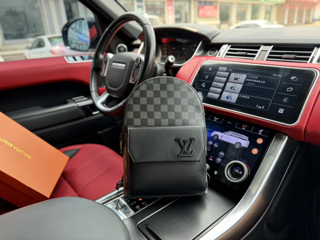 ルイ・ヴィトン「Louis Vuitton」メンズ ウエストバッグ