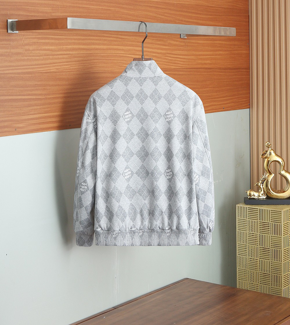 ルイ・ヴィトン「Louis Vuitton」秋冬コレクション クイルテッド ジャケット