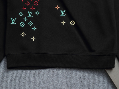 ルイ・ヴィトン「Louis Vuitton」スウェット(ユニセックス)