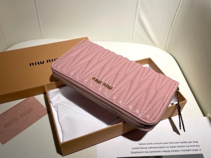 ミュウミュウ「Miu Miu」ミュウミュウ ラムスキン フラップバッグ 5550 / ショルダーバッグ