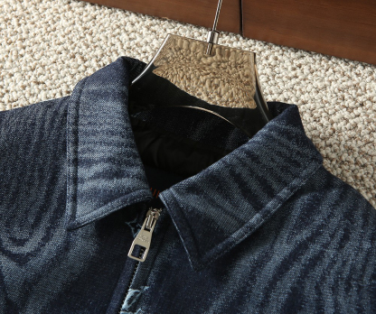 ルイ・ヴィトン「Louis Vuitton」秋冬コレクション ダウンジャケット