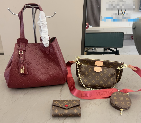 ルイ・ヴィトン「Louis Vuitton」ルイ・ヴィトン マルチポシェット アクセサリーズ 3点セット / ショルダーバッグ