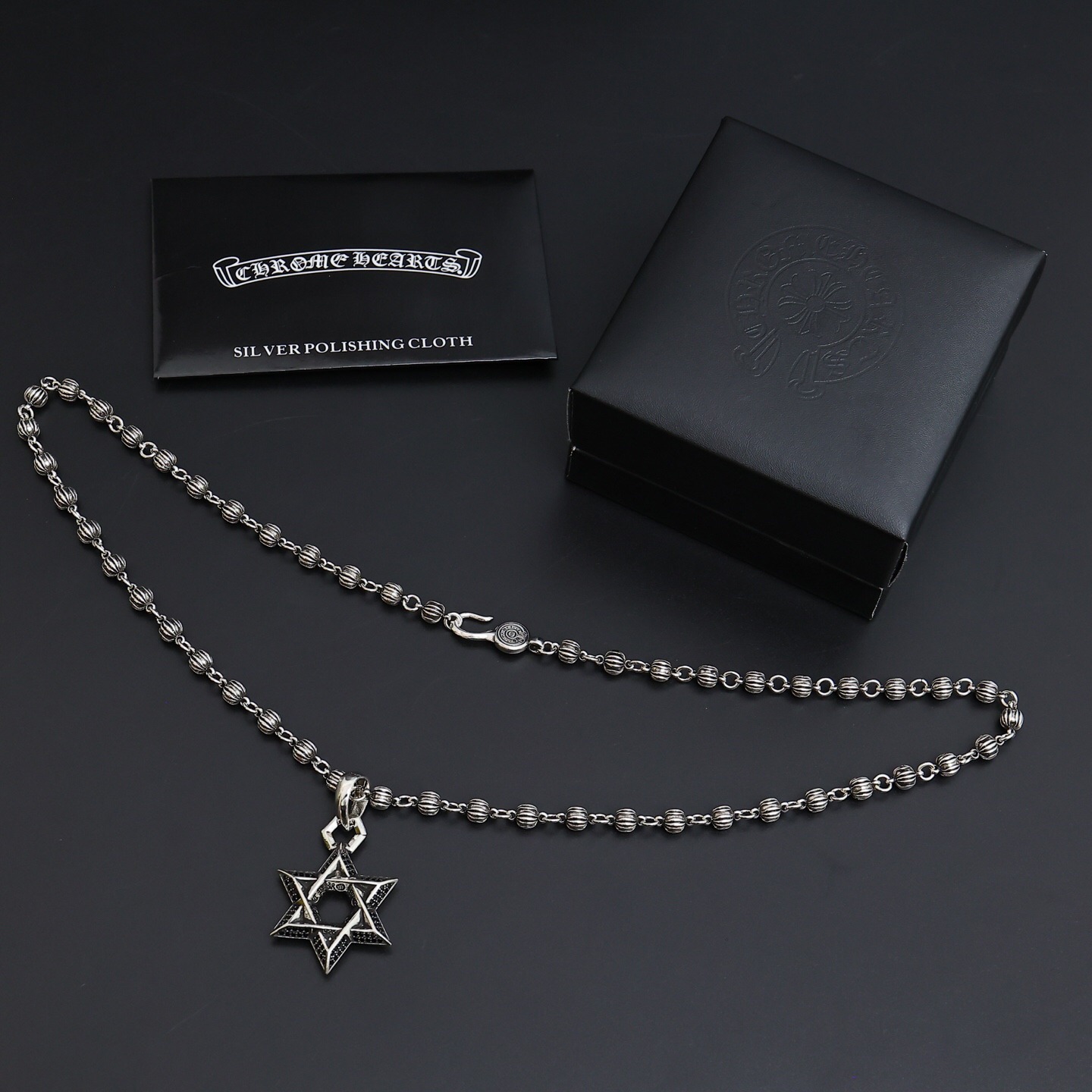 クロムハーツ「Chrome Hearts」スカル&クロス チェーンネックレス