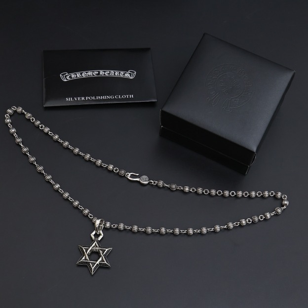 クロムハーツ「Chrome Hearts」スカル&クロス チェーンネックレス