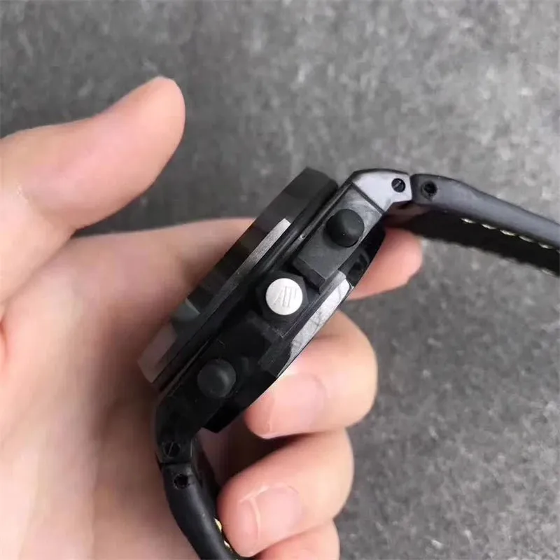 オーデマ ピゲ「Audemars Piguet」ロイヤルオーク オフショア クロノグラフ 42MM