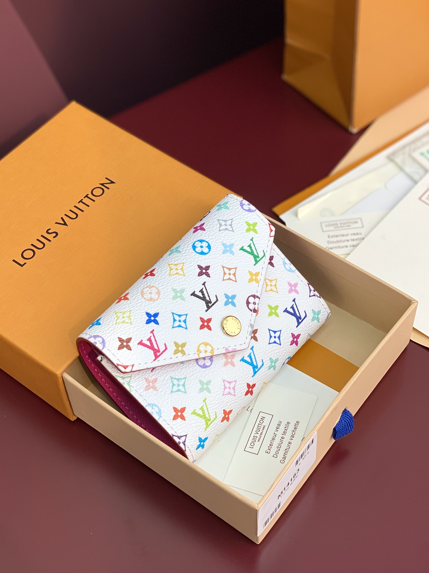 ルイ・ヴィトン「Louis Vuitton」LV × TM ポルトフォイユ･ヴィクトリーヌ