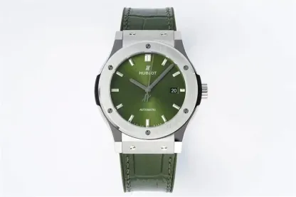 ウブロ「Hublot」クラシックフュージョン クロノグラフ メンズウォッチ42MM