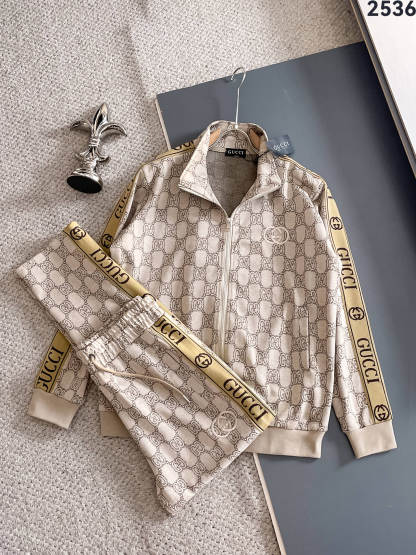 グッチ「Gucci」秋冬 メンズ カジュアルスポーツセット