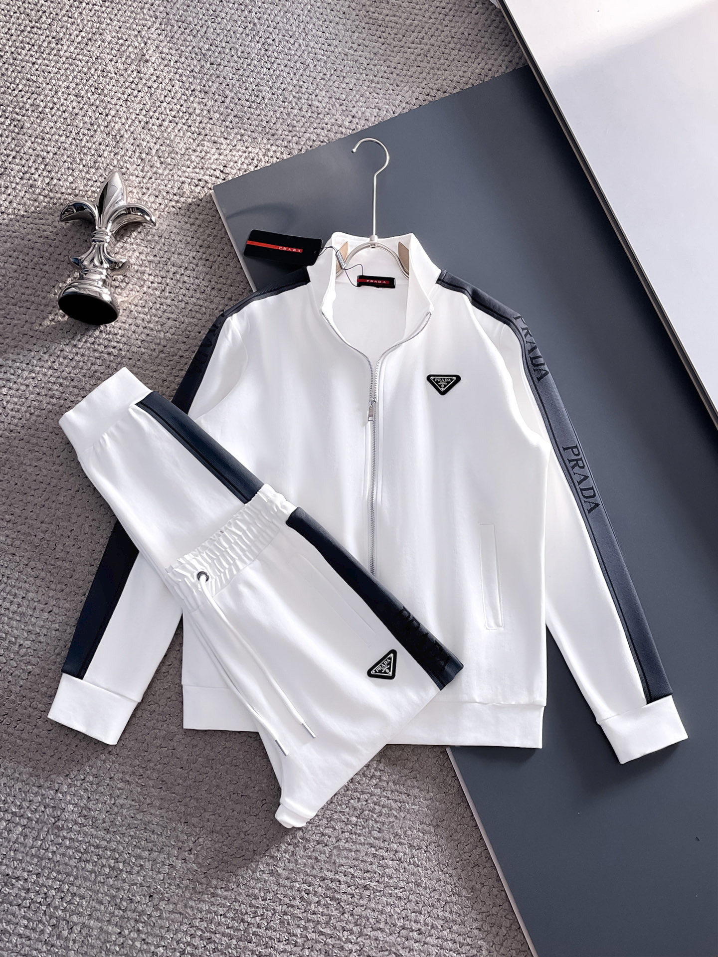 プラダ「Prada」春秋 メンズ  カジュアルスポーツセット