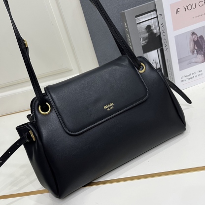 セリーヌ「Celine」セリーヌ キャリーバッグ / ハンドバッグ 