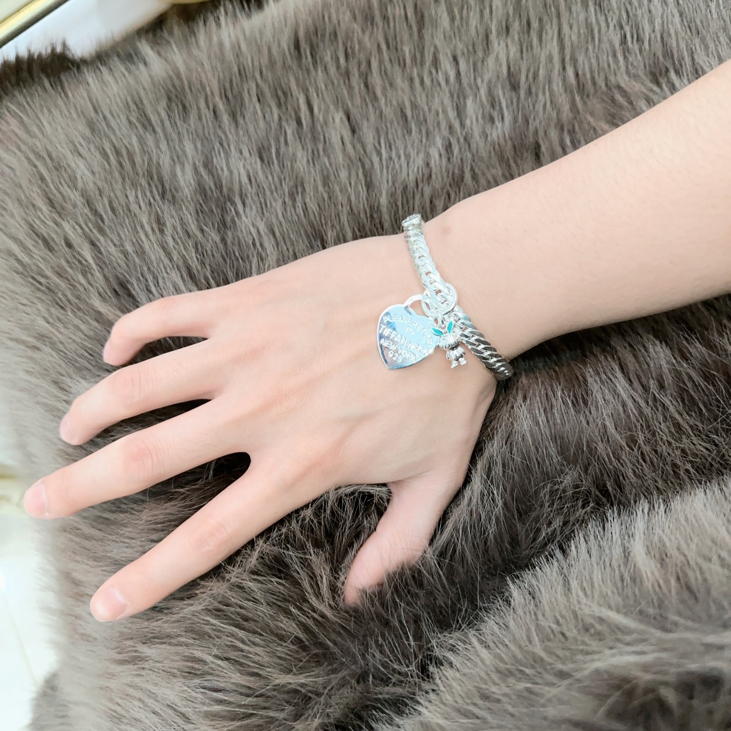 ティファニー「Tiffany & Co.」ポリッシュドシルバーリンク ブレスレット