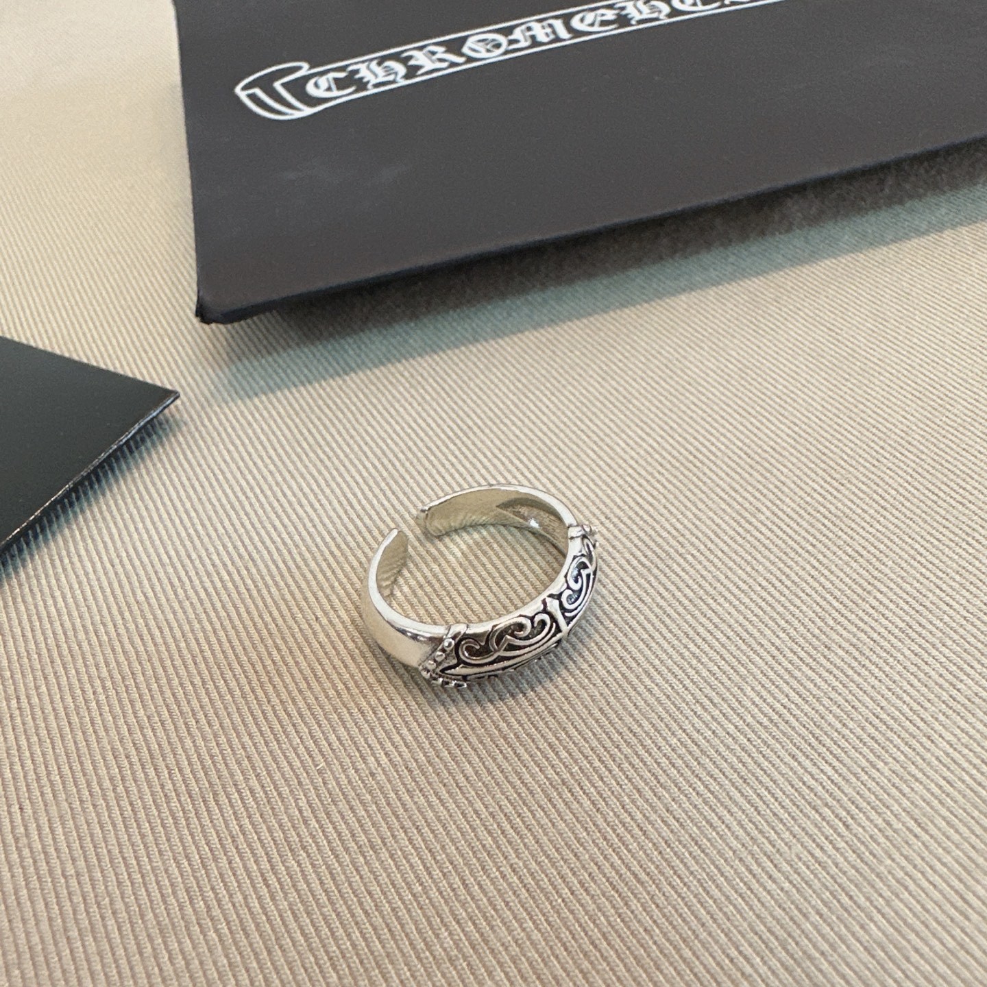 クロムハーツ「Chrome Hearts」クラシックヴィンテージ＆モダンリング - サイズ調整可能