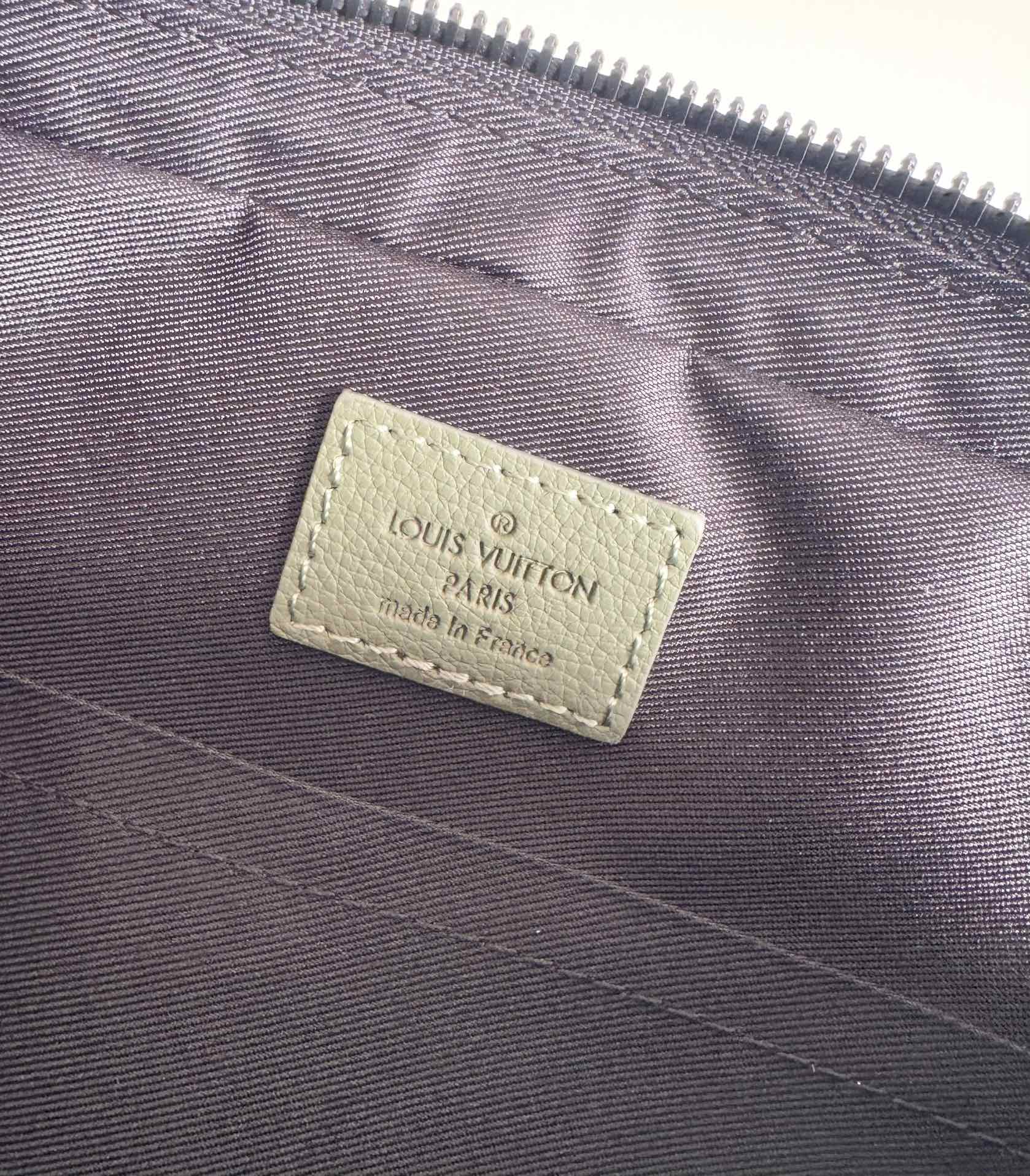 ルイ・ヴィトン「Louis Vuitton」スタイリッシュ メッセンジャーバッグ