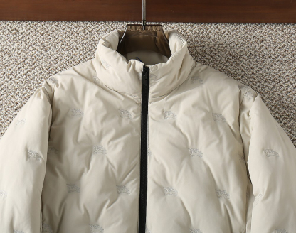 バーバリー「Burberry」秋冬 クイルティッドダウンジャケット