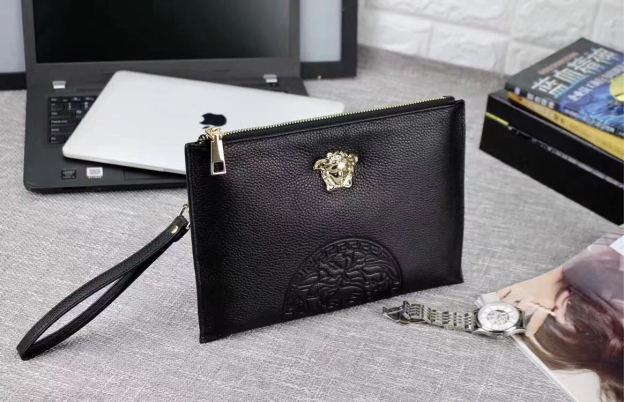 ヴェルサーチ「Versace」メデューサ クラッチバッグ