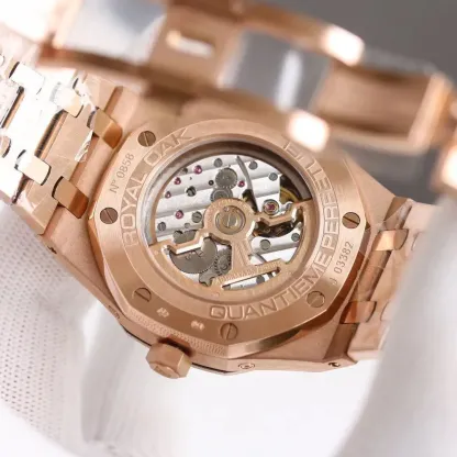 オーデマ ピゲ「Audemars Piguet」ロイヤルオーク フロストゴールド エディション 41mm ダイアメーター 腕時計