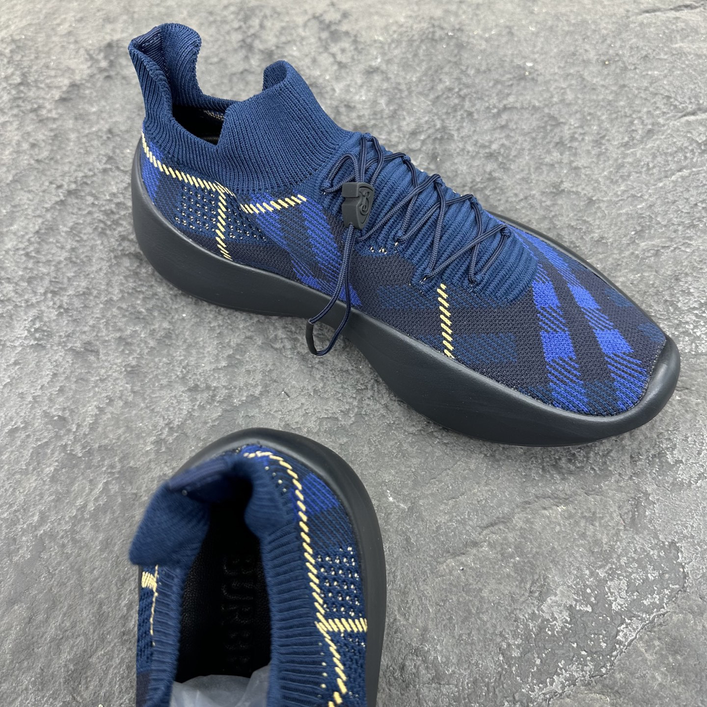バーバリー「Burberry」バーバリー チェック テラス スニーカー / ユニセックススニーカー