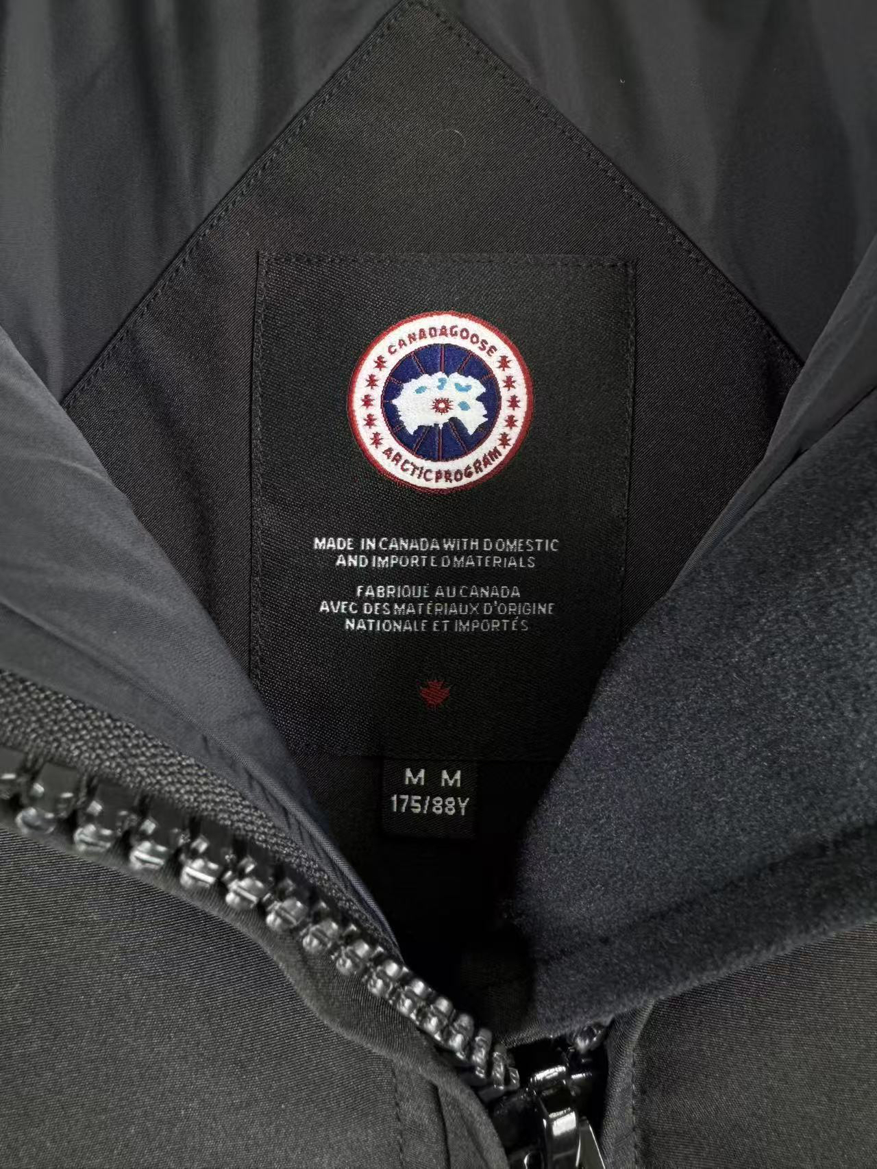 カナダグース「Canada Goose」秋冬フード付きダウンコート