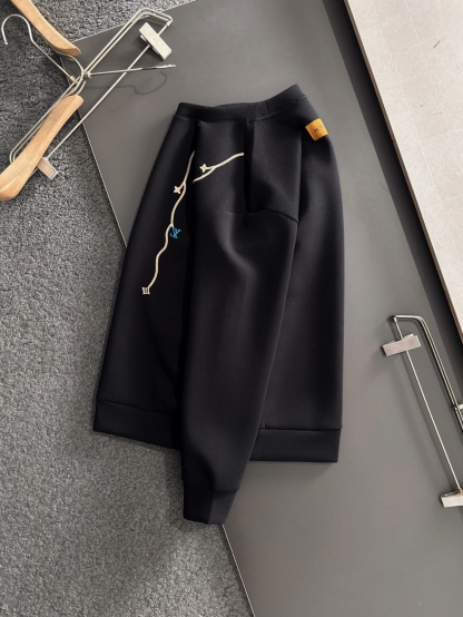 ルイ・ヴィトン「Louis Vuitton」秋冬メンズ スウェット